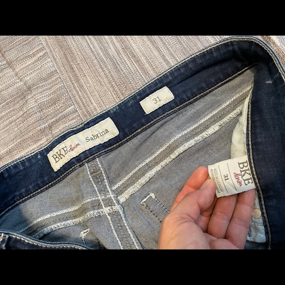 BKE denim- Sabrina cropped jean - Picture 3 of 3